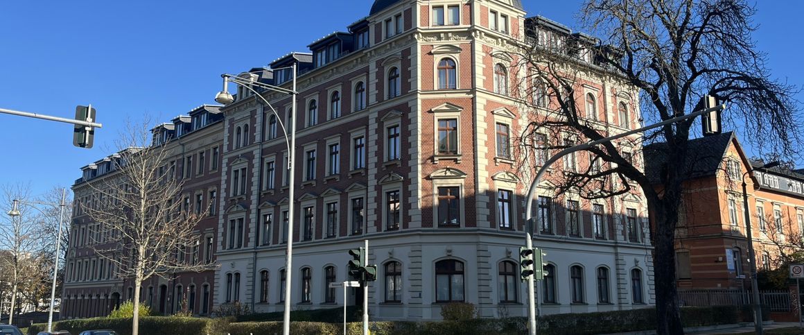 City-Wohnung mit Balkon – Licht, Luft und Lebensqualität - Photo 1
