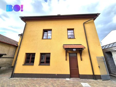 Pronájem bytu 1+kk, 32 m - Fotografie 2