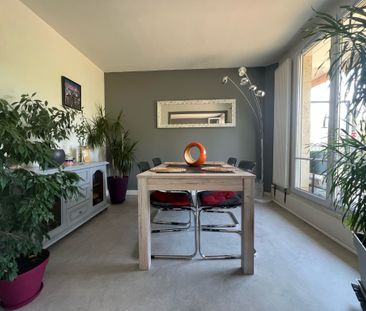 Location Appartement 4 pièces 69m² NEAUPHLE LE CHATEAU 78640 - Photo 3