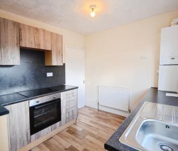 2 bedroom Flat To Let - Photo 5