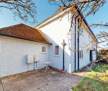 3 bedroom semi-detached house to rent - Photo 6