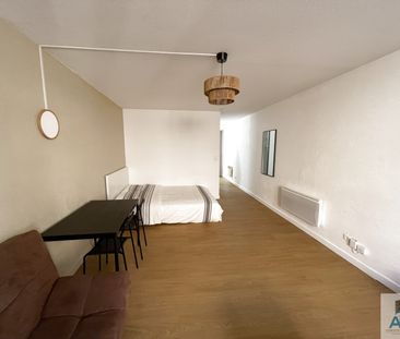 Roanne, 23 Rue Victor Basch (porte N°2) - Photo 2