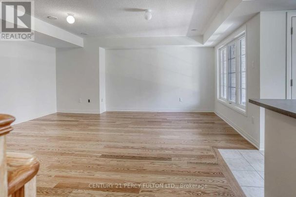 253 LORD ELGIN LANE - Photo 1