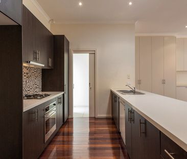 Thinking of selling? Contact our agent - Photo 6
