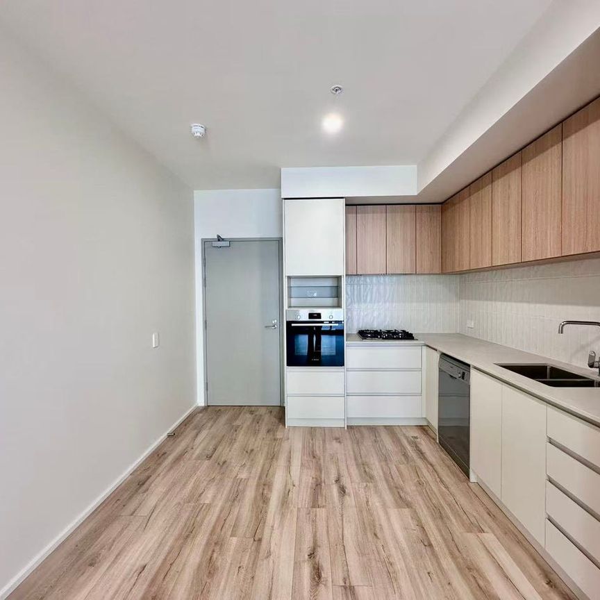 Stylish 2-Bed Apartment with Spectacular Views - Photo 1