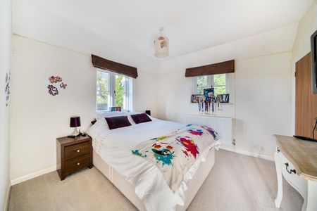 3 bedroom detached house to rent - Photo 4