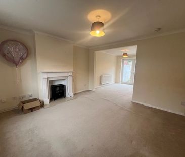 Oakridge, Cardiff, Thornhill - Photo 3