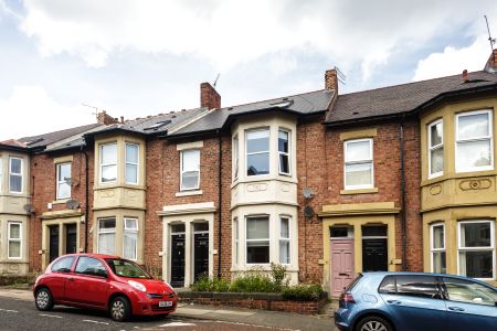 Grosvenor Road, Newcastle Upon Tyne - Photo 2