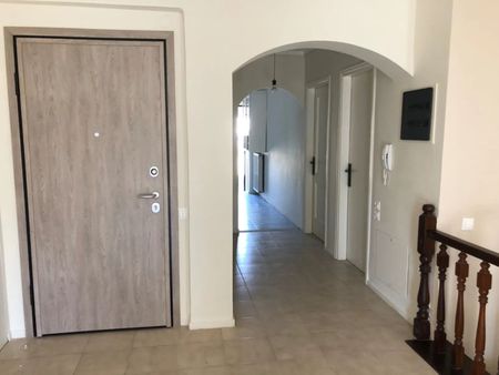 Διαμέρισμα για ενοικίαση Κέντρο (Καλαμαριά) - Photo 3