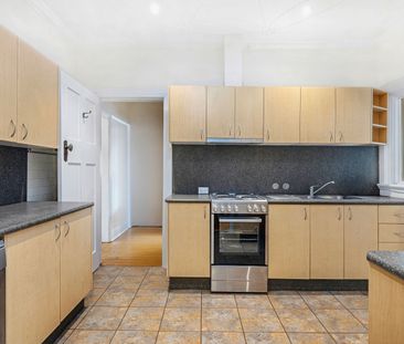 1 Forsyth Street, Willoughby NSW 2068 - House For Rent | Domain - Photo 5