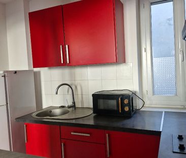 Location Appartement 2 pièces 46m² - Photo 4