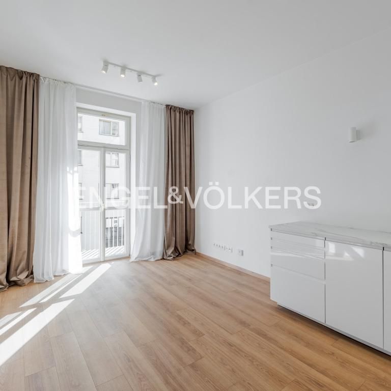 Pronájem bytu 2+kk 45 m2 - Fotografie 1