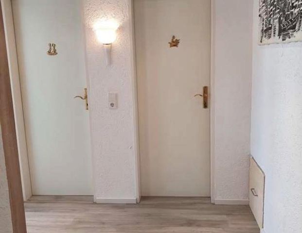 3 Zimmer-Wohnung mit Balkon und EBK in Donaueschingen - Photo 1