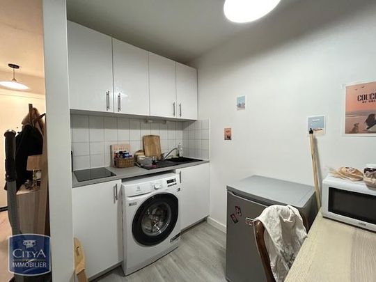 Location Appartement 1 pièce 27m² POITIERS 86000 - Photo 1