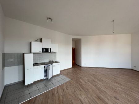 Charmantes 1-Zimmer-Apartment mit Einbauküche - Photo 2