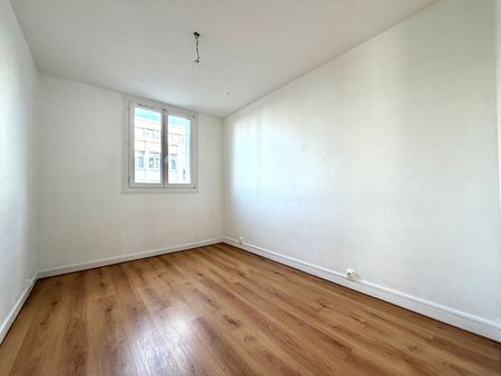 Location Appartement 4 pièces 68m² BREST 29200 - Photo 3