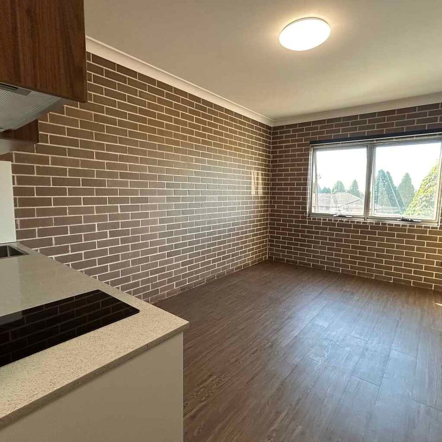 2 Studios Available ! - Photo 1