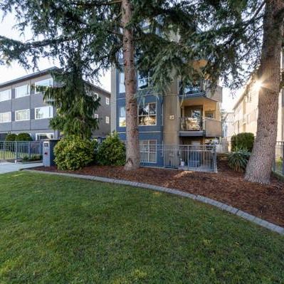 2 bedroom, 2 bathroom 1 block from VGH - Photo 4