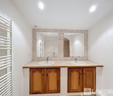 Location Appartement 3 pièces 66m² - Photo 6