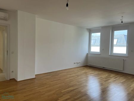 DACHGESCHOSSWOHNUNG mit Balkon - Foto 5
