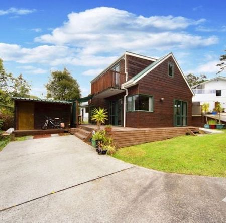 Beautiful sunny and private home! - Photo 3