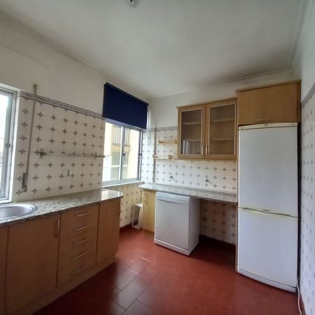 Apartamento T2 para arrendamento na Póvoa de Stª Iria - Photo 3