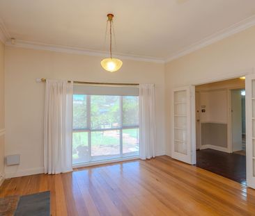 Character Filled 4 Bedroom Home - Photo 2