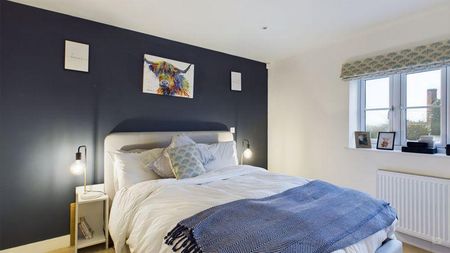 3 bedroom terraced house to rent - Photo 5