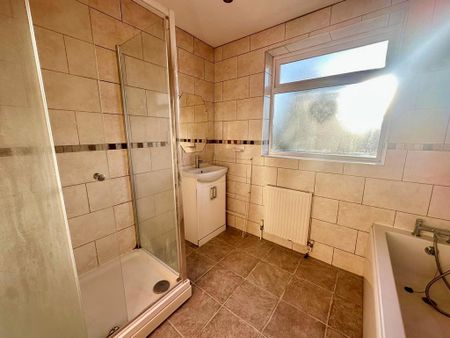 3 bedroom townhouse to rent - Photo 3