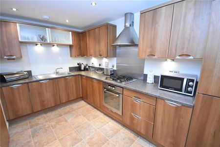 2 bedroom apartment to rent - Photo 5