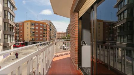 Carrer Manolo Taberner, Valencia, Valencian Community 46018 - Photo 4