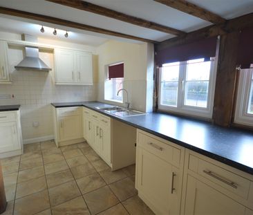 2 bed detached house to rent in Longford, Kingsland - Photo 4
