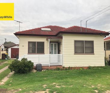 Spacious 4-Bedroom Home in a Convenient Location! - Photo 5