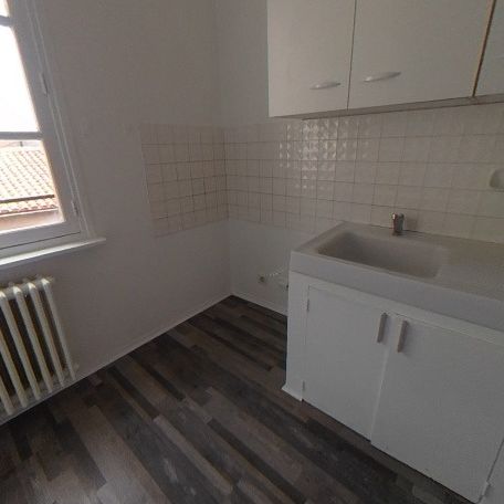 Location Appartement 2 pièces 41m² CLERMONT FERRAND 63100 - Photo 1