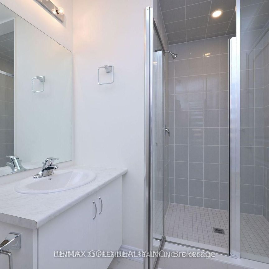 For Lease - 161 Terry Fox Drive, Barrie, Ontario - Photo 1