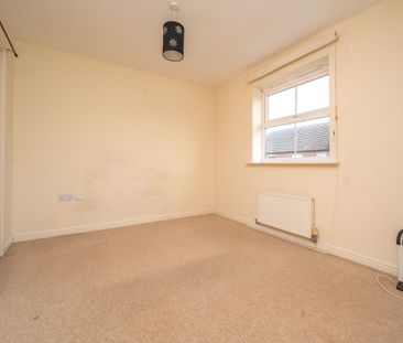 2 bedroom flat - Photo 3