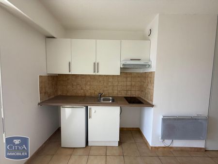 Location Appartement 1 pièce 19m² ST LAURENT DU VAR 06700 - Photo 4