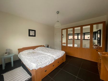 Rustig gelegen app. met 2 kamers en zicht over de velden - Foto 5