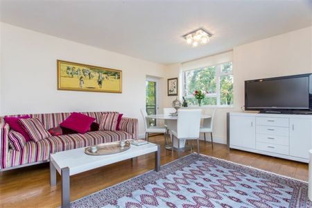 3 Bedroom Flat To Let - Photo 2