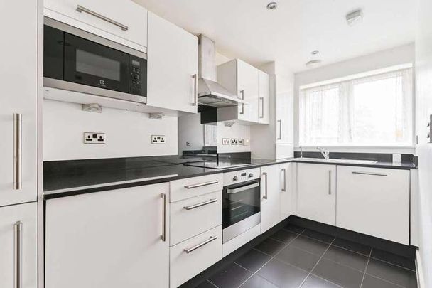 Fairthorn Road, Charlton, SE7 - Photo 1