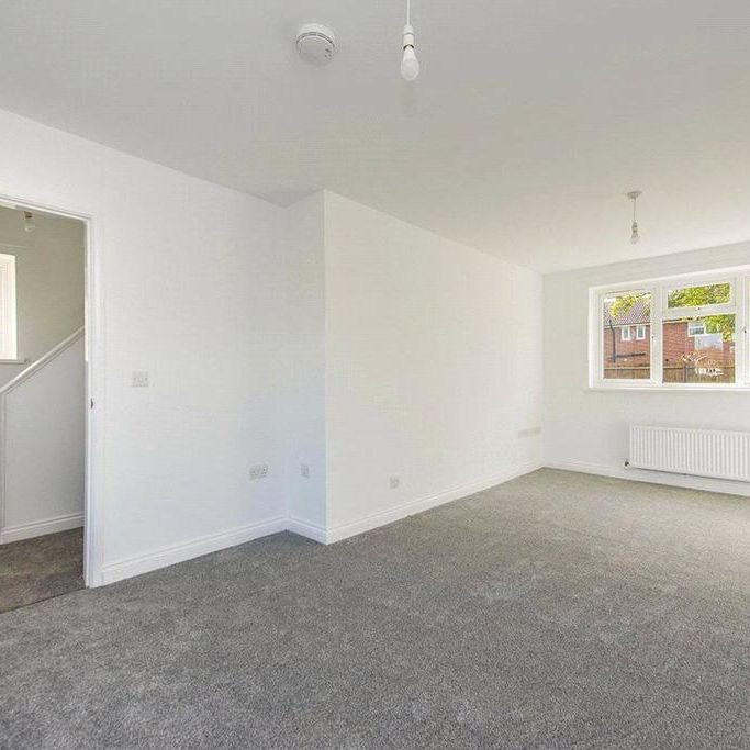 2 bedroom semi-detached house to rent - Photo 1