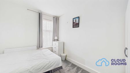 RM4 Hampden Road | Grays | London | RM17 5JP - Photo 3