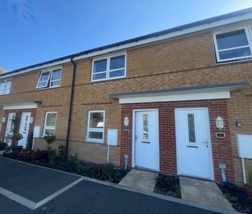 2 bedroom terraced house to rent - Photo 3