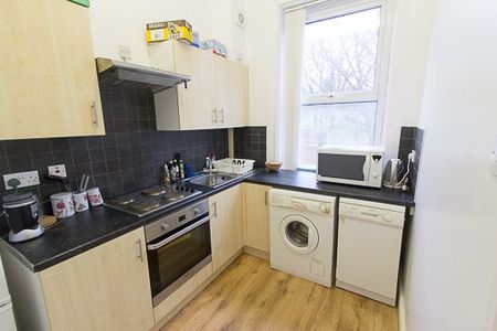 229 HYDE PARK ROAD Leeds - LS6 1AH - Photo 3