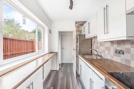 Denzil Road, Guildford, GU2 - Photo 3