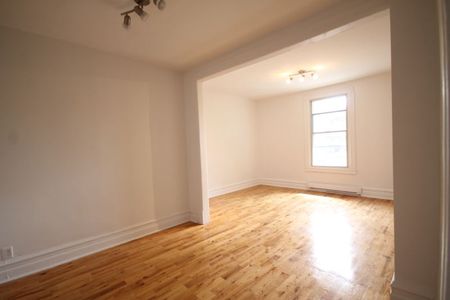 - HOMA- 4 1/2 (possibilité 3 chambres) avec pièces doubles - À LOUER - Photo 4