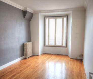 Location Appartement 5 pièces 106m² - Photo 2