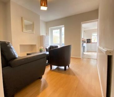 4 bedroom terraced house to rent - Photo 1