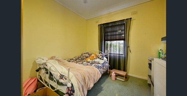 CHARMING HOME IN THE HEART OF CONVENIENCE - Photo 1