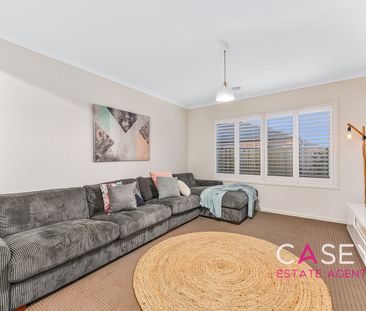 24 Turano Way, Clyde North - Photo 3